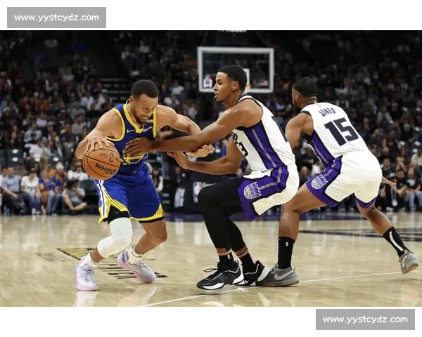 库里与波杰姆斯基 WNBA 赛场温情互动:师徒对话点燃跨界篮球热情 库里与波杰姆斯基 WNBA 赛场温情互动:师徒对话点燃跨界篮球热情