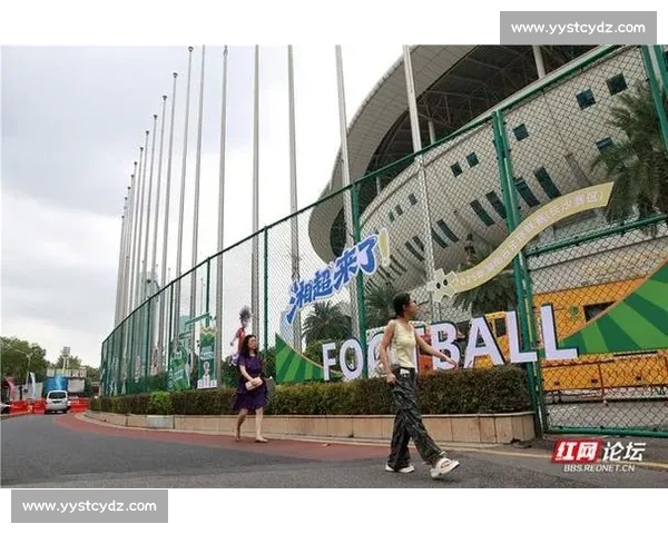 湘超开幕式彩排路透：贺龙体育场光影里的三湘足球热
