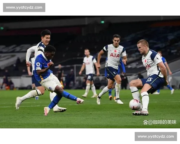 西汉姆联主场迎战热刺争四关键战伦敦德比火花四射看点十足走势成焦点